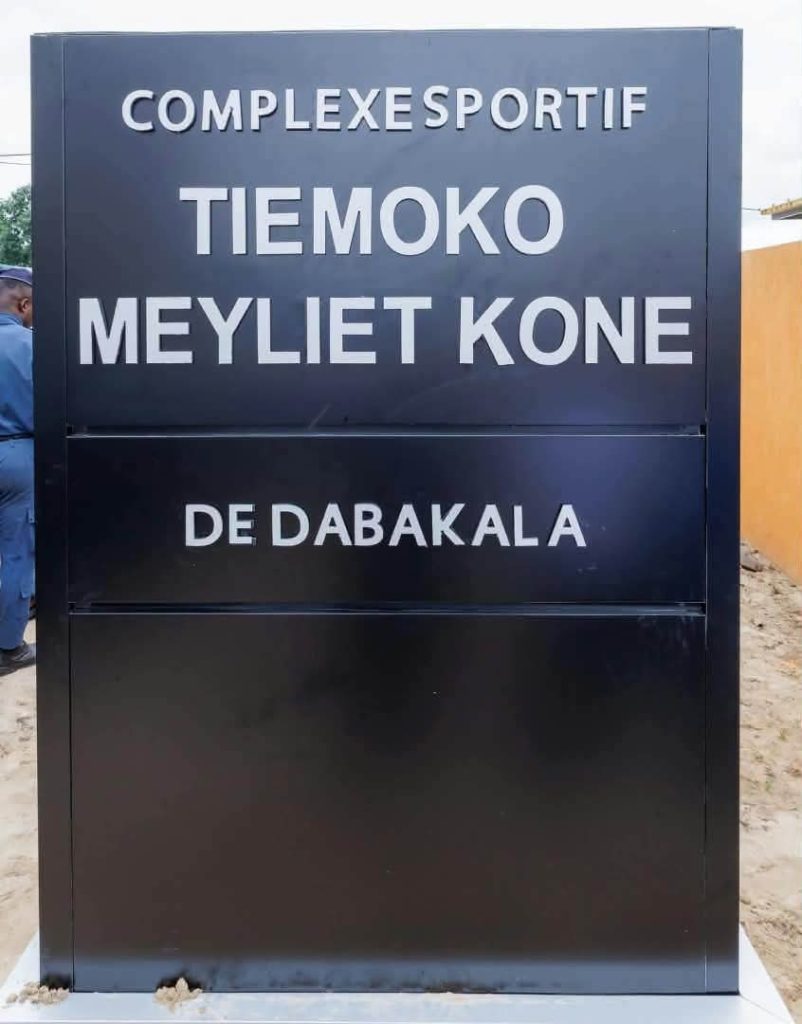Côte d'Ivoire-AIP/ Le ministre Silas Metch inaugure le complexe sportif Tiémoko Meyliet Koné de Dabakala 