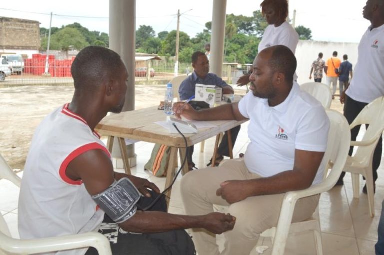 Côte d’Ivoire-AIP/ La SINEPH dépiste 267 personnes pour prévenir les maladies rénales à Béoumi