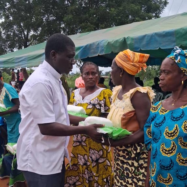 Côte d’Ivoire-AIP/Abengourou : des veuves d’Assémanou soutenues par une initiative de solidarité