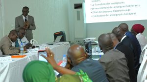 Côte d'Ivoire-AIP/ Des acteurs du système éducatif évaluent la mise en œuvre de l’Enseignement par itinérance à Yamoussoukro