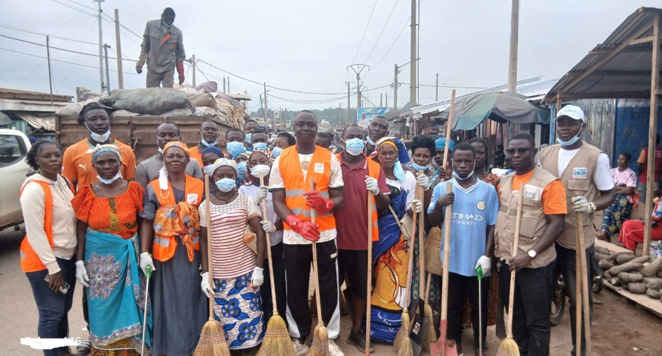 Côte d'Ivoire-AIP/ Fête de l'Indépendance : la jeunesse communale de Bondoukou lance une opération de salubrité dans les principales artères de la ville