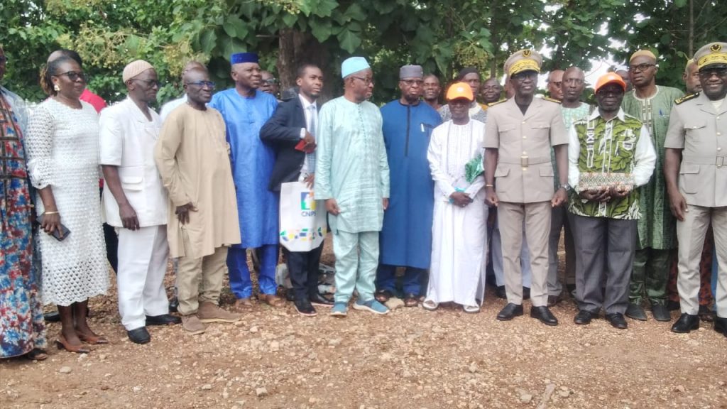 Côte d’Ivoire-AIP/Le préfet du Poro honore les retraités de sa circonscription