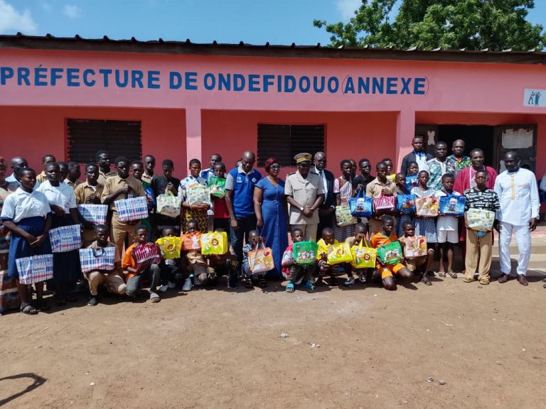 Côte d’Ivoire-AIP/ Ondéfidouo célèbre l’excellence scolaire en récompensant ses 40 meilleurs élèves