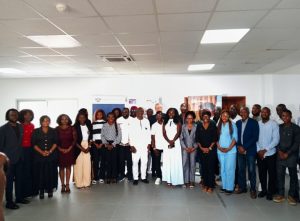 Côte d'Ivoire-AIP/ Côte d'Ivoire-AIP/ Des journalistes reçoivent leurs certificats au terme de six mois de formation en fact-checking