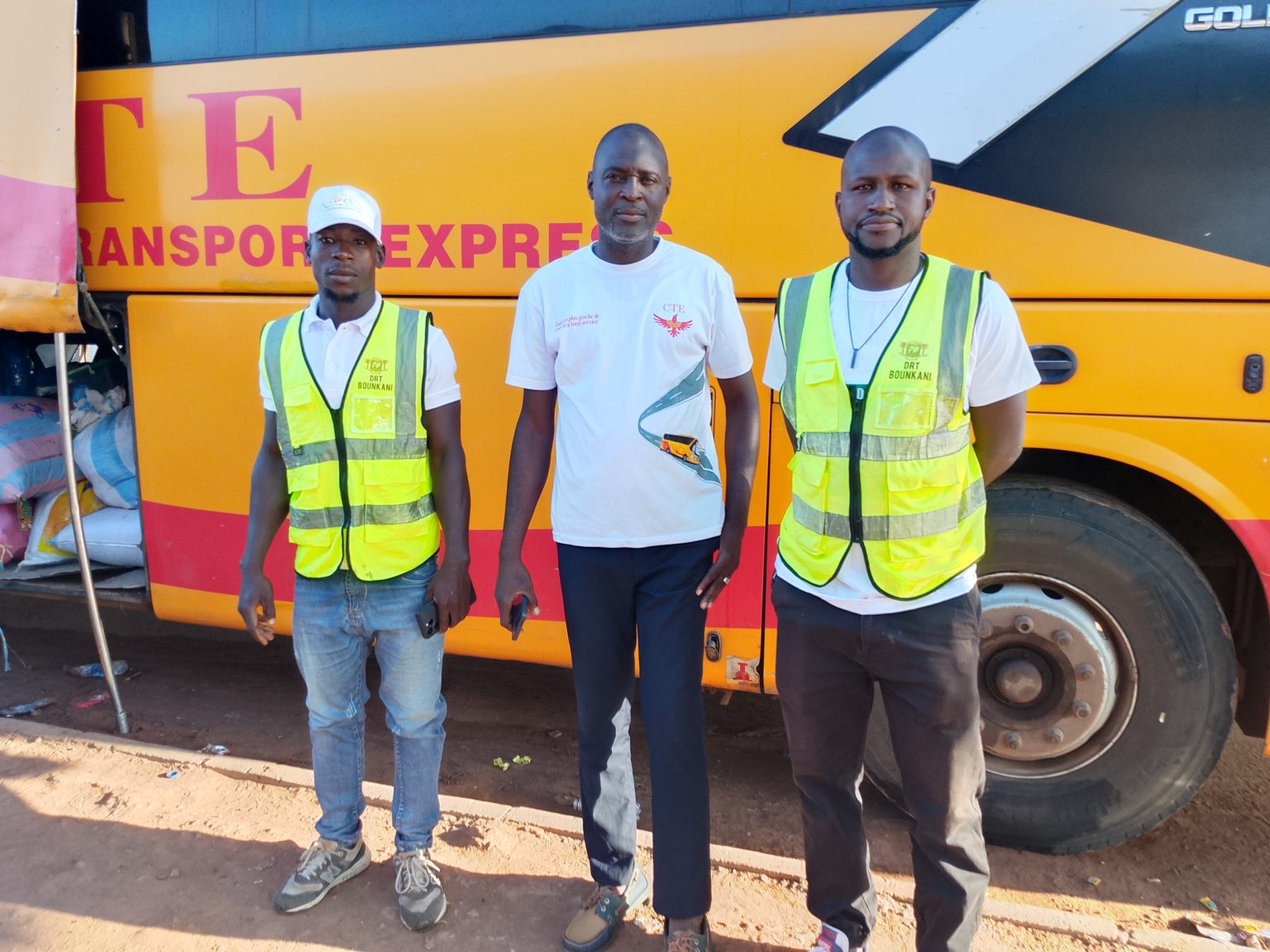 Côte d’Ivoire-AIP/ La direction régionale des Transports du Bounkani sensibilise sur la surcharge et le surnombre