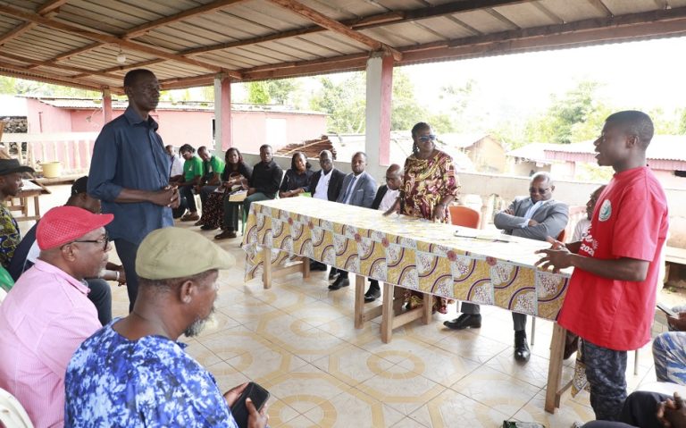Côte d’Ivoire-AIP/ Une délégation du ministère de la solidarité à Kossandji après les violences intercommunautaires