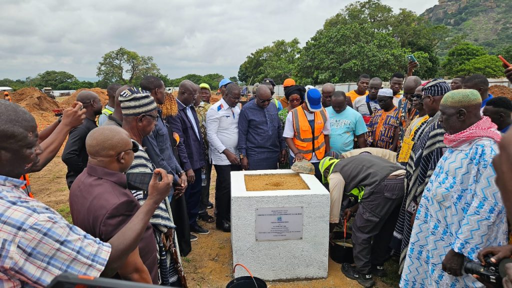 Côte d’Ivoire-AIP/Le PDDIVS lance la construction d’un collège de proximité et d’un centre de santé à Niambélégué (commune de Korhogo)