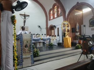Côte d’Ivoire/AIP/ Depuis Grand-Bassam, le Père Abekan rend hommage au Père Peter Cobbina