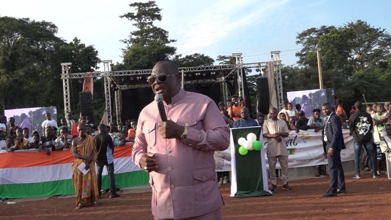 Côte d’Ivoire-AIP/ A Guiendé, Adjoumani appelle à préserver les traditions et la culture du royaume Bron