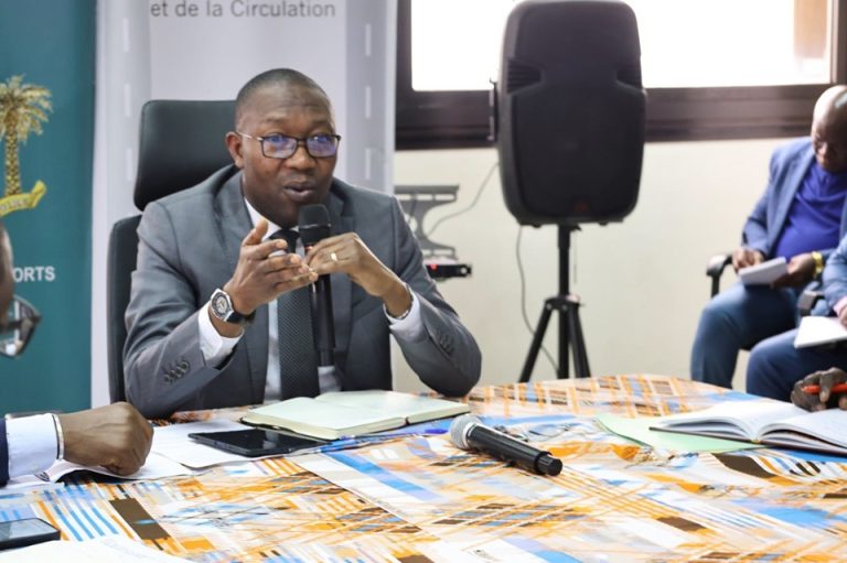 Côte d’Ivoire-AIP/ Le ministère des Transports accélère la structuration du secteur des VTC