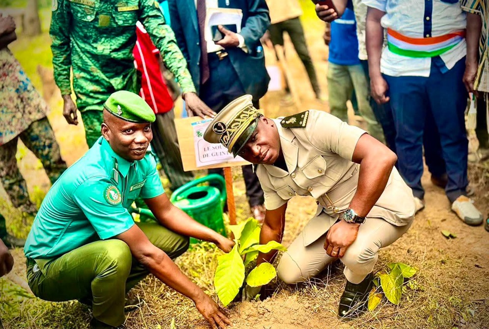 Côte d’Ivoire-AIP/ Touba : les Eaux et Forêts renforcent l’engagement communautaire pour le reboisement et la protection de l’eau