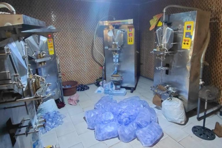 Côte d’Ivoire-AIP/ Bouaké : deux unités clandestines de fabrication d’eau de table démantelées