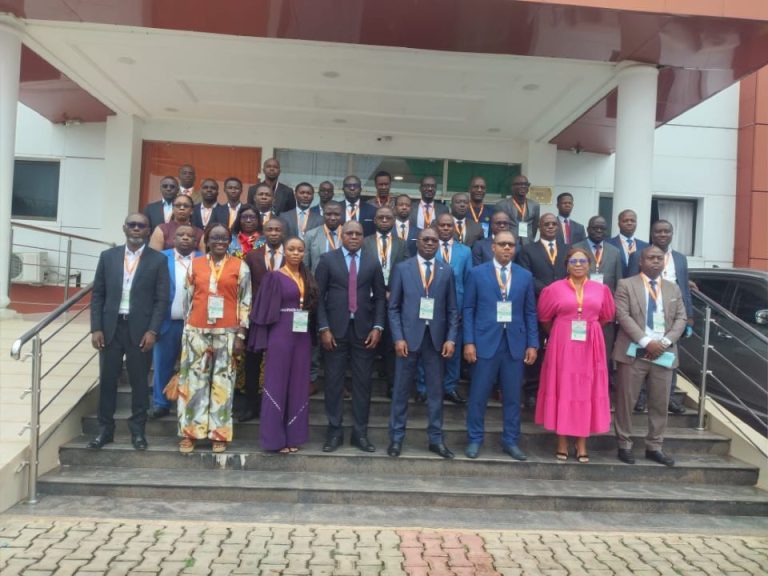 Côte d’Ivoire-AIP/ Un atelier lancé à Yamoussoukro pour élaborer le premier rapport national sur la fiscalité verte