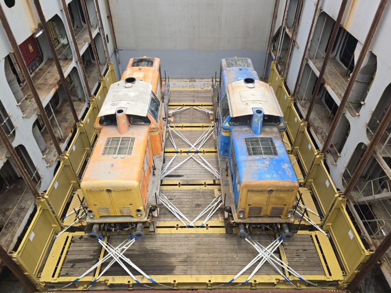 Côte d’Ivoire-AIP/Transport : des équipements de pointe mobilisés pour acheminer cinq locomotives du Métro d’Abidjan