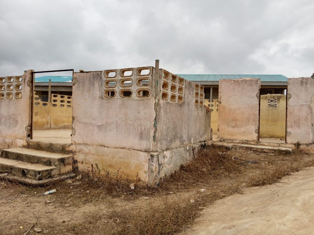 Côte d'Ivoire-AIP/ À Ligrohoin (Lakota), des conditions d’apprentissage difficiles malgré des initiatives pour améliorer la rentrée scolaire (Reportage-Focus)