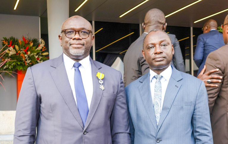 Côte d’Ivoire-AIP / Le directeur général des sports Adama Doumbia décoré dans l’ordre du mérite ivoirien