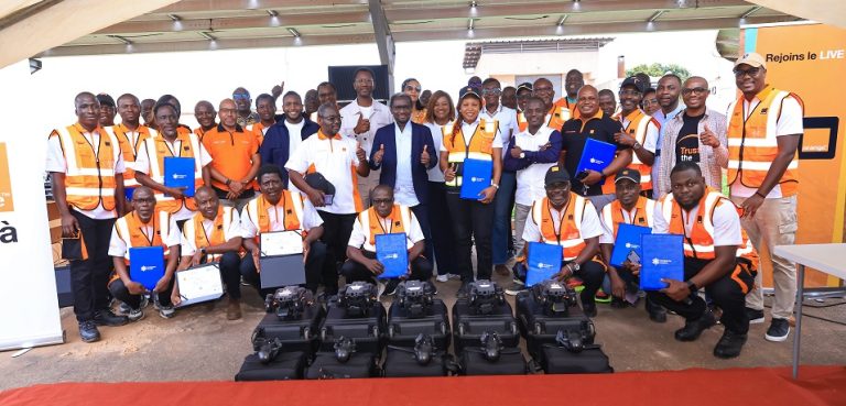 AIP/ 42 agents d’Orange Côte d’Ivoire formés au télépilotage des drones pour faciliter le contrôle de ses infrastructures