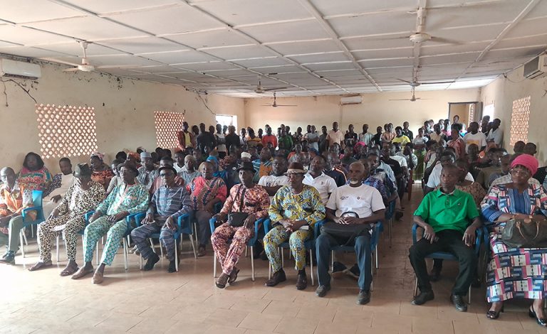 Côte d’Ivoire-AIP/Le préfet de Bouaflé instruit les chefs de villages de fermer les sites d’orpaillage illégal