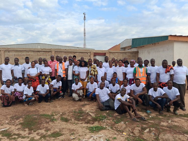 Côte d’Ivoire-AIP/ Exploitation minière : l’ONG IMPACT sensibilise des populations de Bouaflé aux dangers du mercure