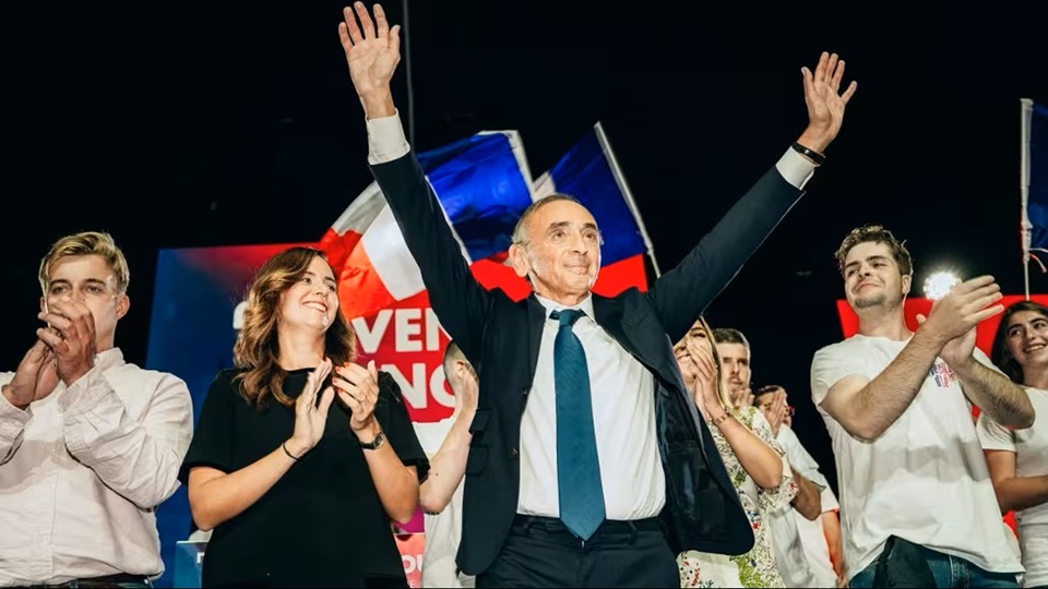 Côte d'Ivoire-AIP/Inter/ Éric Zemmour annonce sa candidature à la présidentielle française de 2027