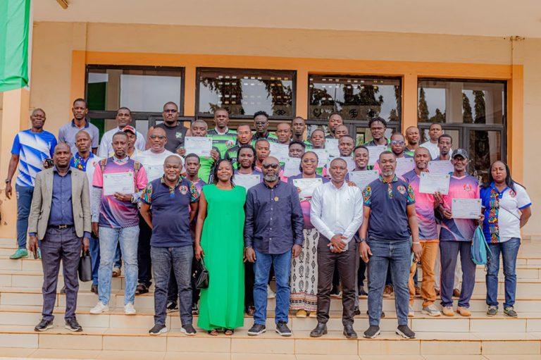 Côte d’Ivoire-AIP /Trente-deux techniciens décrochent la Licence D de la CAF pour renforcer l’encadrement du football