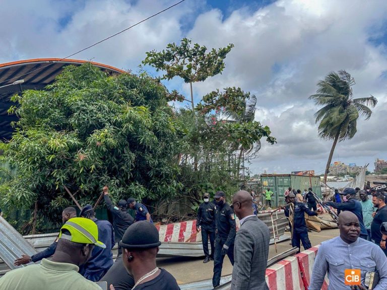 Côte d’Ivoire-AIP/ Le District d’Abidjan et la mairie du Plateau s’opposent sur la démolition d’aménagements de la promenade lagunaire