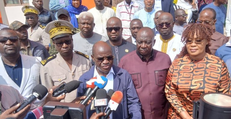 Côte d’Ivoire-AIP/ Bondoukou: le ministre du Commerce annonce une réforme de la gestion des marchés pour éviter des sinistres