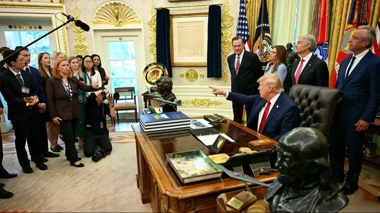 Côte d’Ivoire-AIP/Inter/ États-Unis: les principales chaînes TV suspendent leur couverture de Trump en soutien à CNN