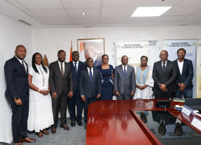 Côte d’Ivoire-AIP/ Modernisation de l’administration : le ministre Kalil Konaté reçoit son certificat de signature électronique