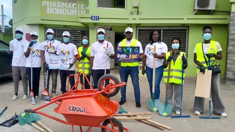 Côte d’Ivoire – AIP / L’ONG We Care initie une opération d’assainissement à Bonoumin