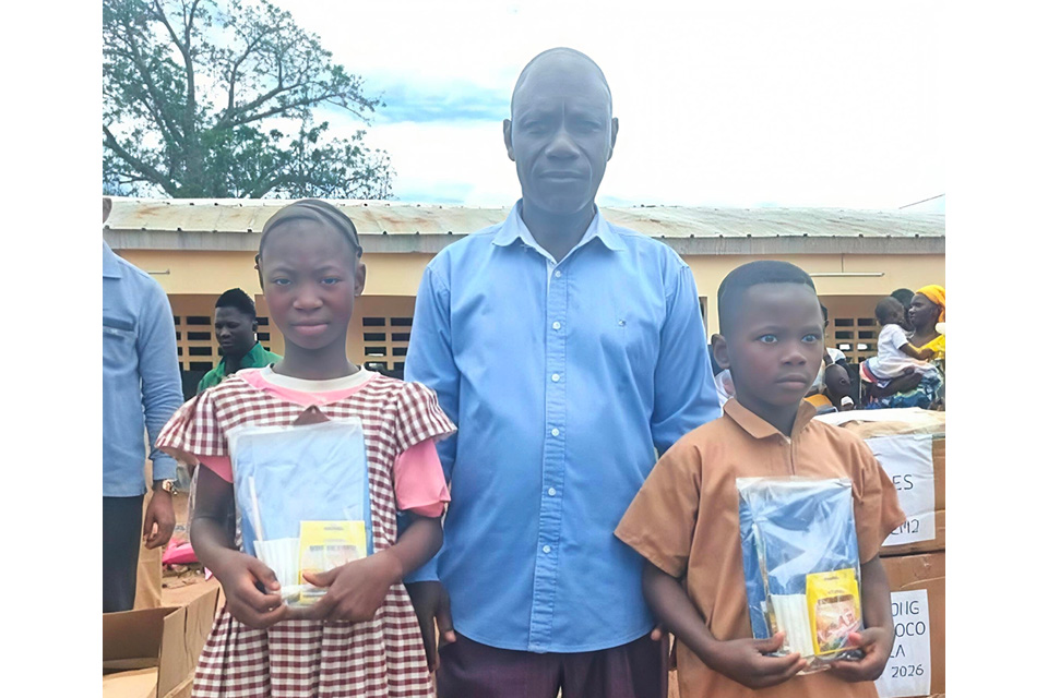 Côte d’Ivoire-AIP/Touba : une ONG accompagne la rentrée scolaire de 550 élèves à Mahou Sokourala et Mahanan