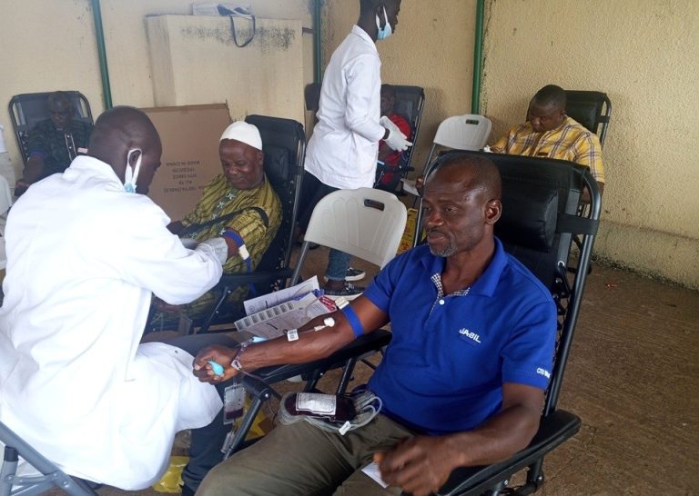 Côte d’Ivoire-AIP/ Une opération de don de sang annonce l’ouverture du nouveau CDTS à Guiglo