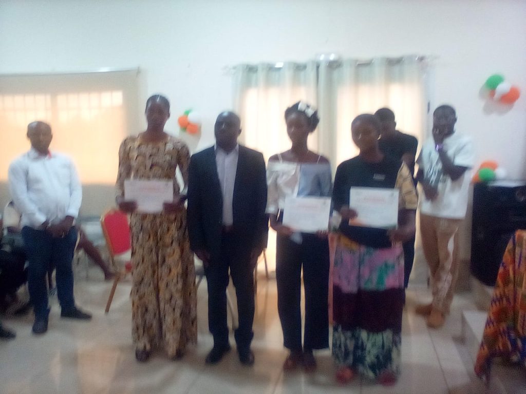 Côte d’Ivoire-AIP/ Plus de 300 jeunes bénéficiaires de stages d’immersion reçoivent leurs attestations à Katiola