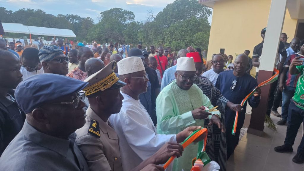Côte d’Ivoire-AIP/ Le conseil régional du Poro dote le village de Gbonzro d'un collège de proximité et un batiment de trois classes
