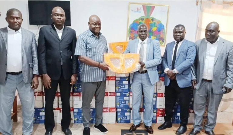 Côte d’Ivoire-AIP/Le conseil régional du Cavally renforce son soutien à l’éducation avec du matériel didactique