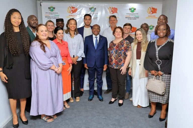 Côte d’Ivoire-AIP/ Le ministre Siandou Fofana échange avec une délégation brésilienne sur le renforcement de la coopération touristique