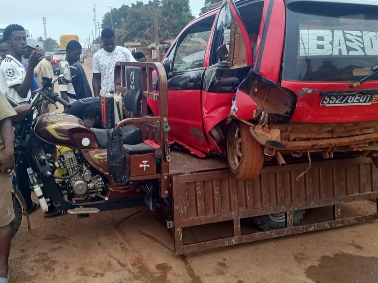 Côte d’Ivoire-AIP/ Agnibilékrou : un camion provoque un carambolage et fait quatre blessés