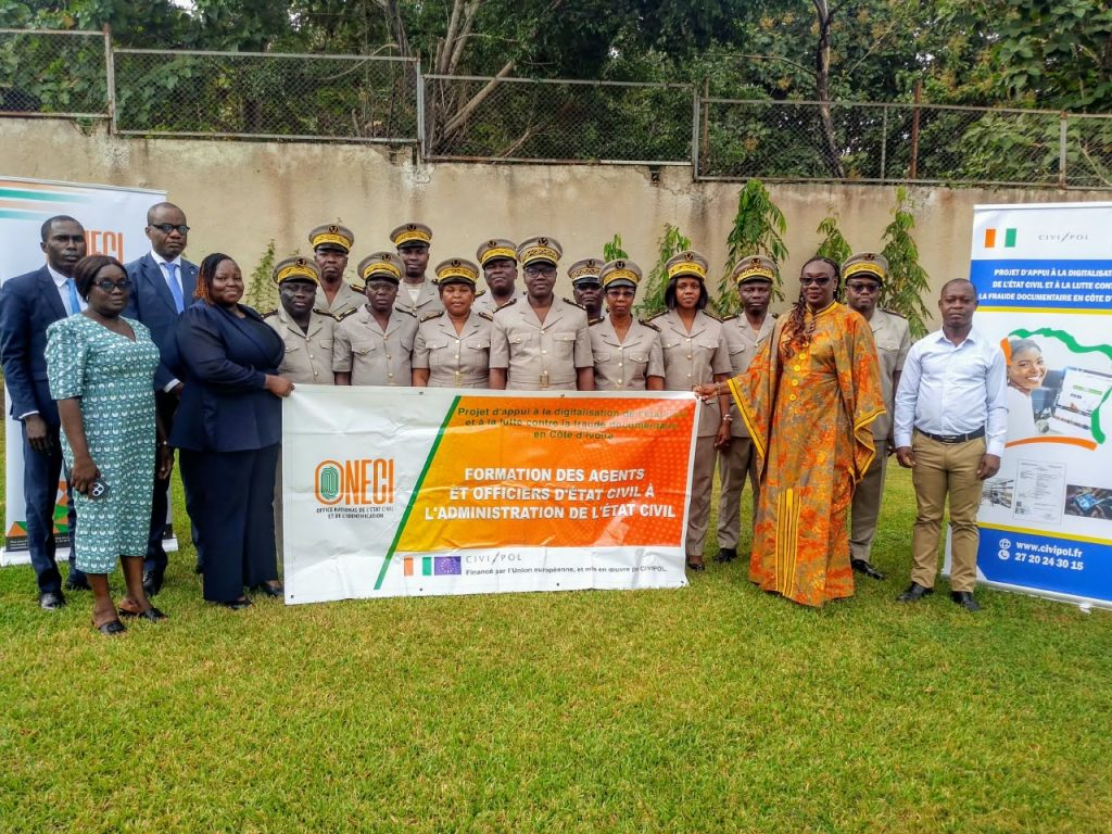 Côte d’Ivoire-AIP/Des agents et officiers d’état civil de la région de la Nawa formés à la digitalisation et à la lutte contre la fraude documentaire