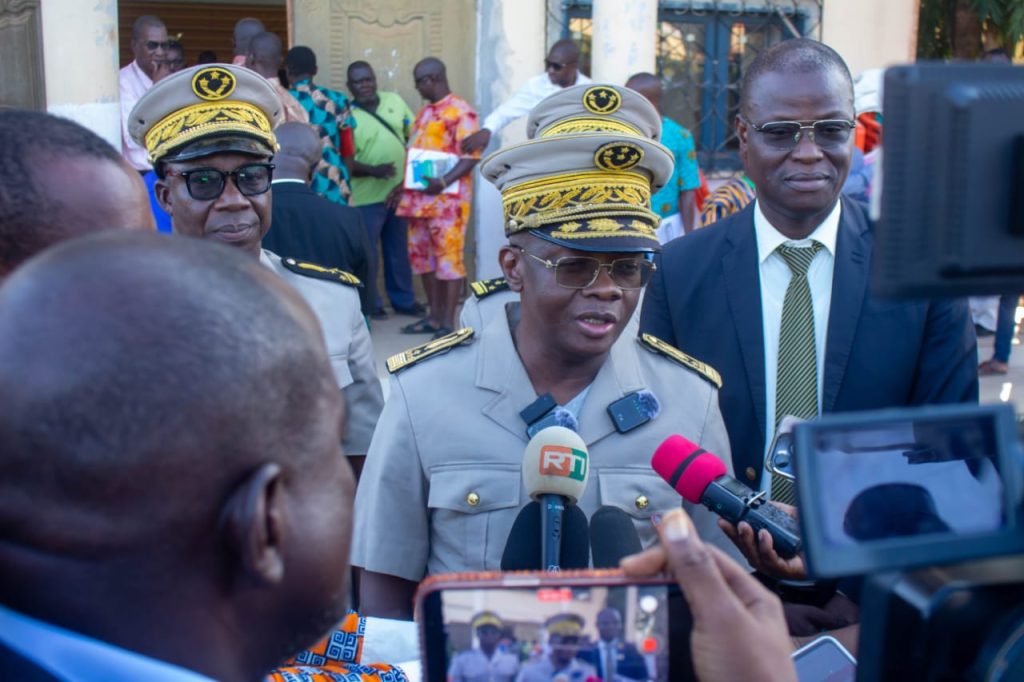 Côte d’Ivoire-AIP/Le préfet du Sud-Comoé appelle les médias à renforcer leur engagement contre l’orpaillage illégal dans la région