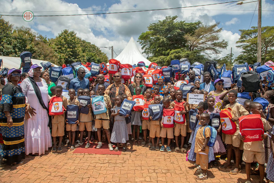 Côte d’Ivoire-AIP/ L'ONG Wou-Flo soutient 2 000 écoliers dans le département de Biankouma