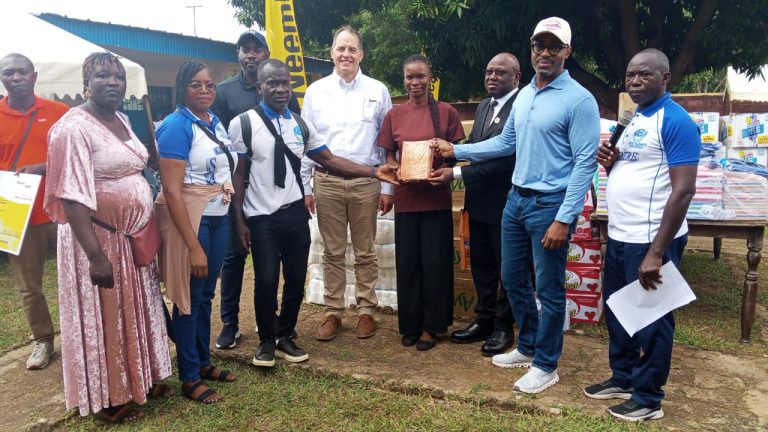 Côte d’Ivoire-AIP/ Le Centre SAS de Korhogo reçoit 1,5 million de FCFA et des vivres