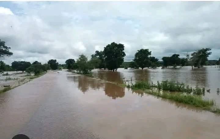 Côte d'Ivoire-AIP/ Montée des eaux sur l’axe Kanawolo-Korhogo, les usagers invités à éviter le tronçon entre Longo et Bémavogo