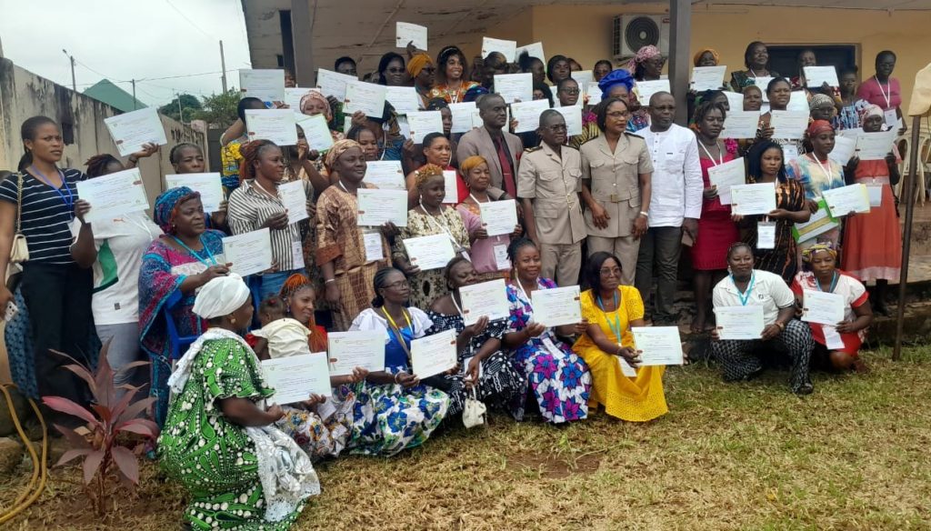 Côte d'Ivoire-AIP/ Des femmes leaders et des filles de Daoukro formées à la prévention et à la gestion des conflits