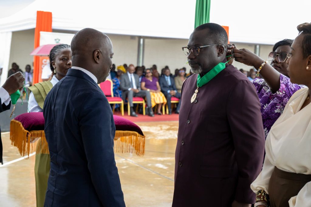 AIP/ Le représentant résident de l’UNICEF fait commandeur dans l'Ordre du Mérite de l'éducation  de Côte d’Ivoire 