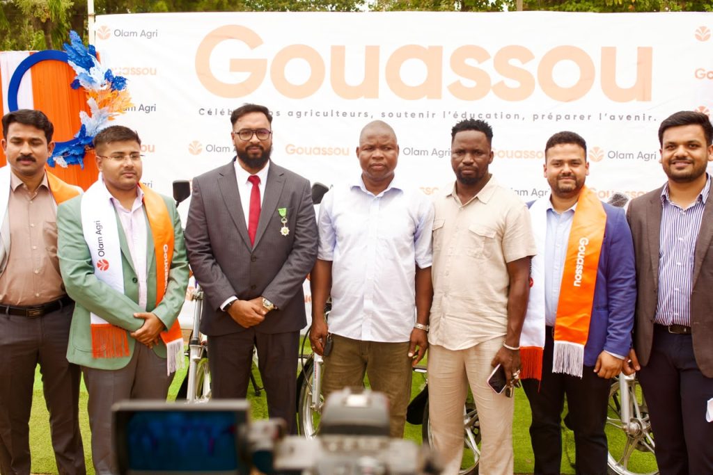 Côte d’Ivoire-AIP/ Hévéa/Gouassou : Olam Agri célèbre 10 coopératives et 10 planteurs et soutient l’éducation à Abengourou