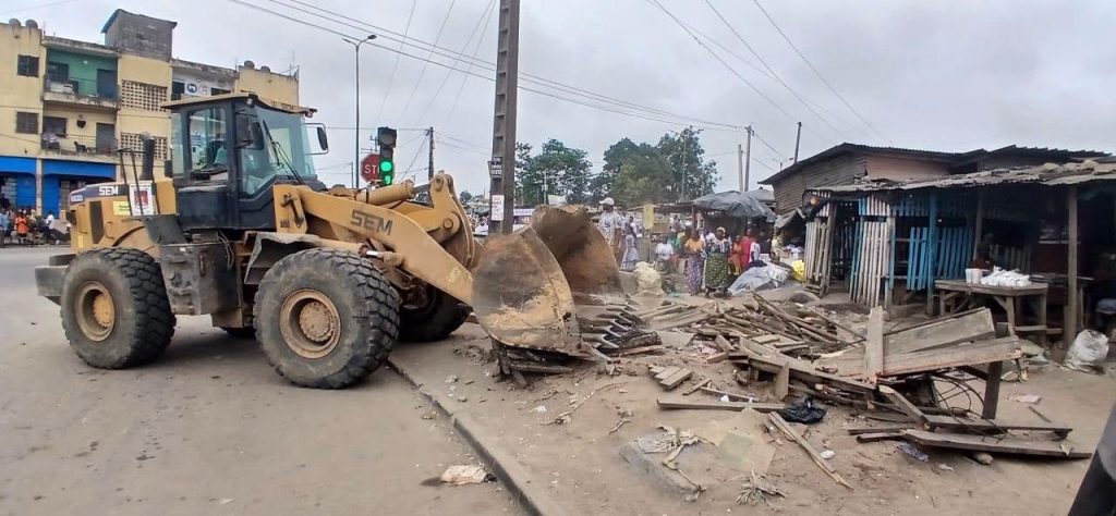 Côte d'Ivoire-AIP/ La mairie mène une opération de déguerpissement dans des quartiers d'Abobo
