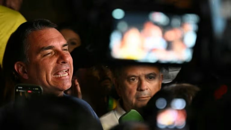 Côte d’Ivoire-AIP/Inter/ Au Brésil, Flavio Bolsonaro crée la surprise et devance Lula au premier tour de la présidentielle