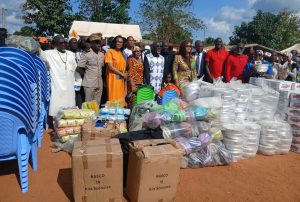 Côte d’Ivoire-AIP/ La ministre Dogo Belmonde remet des dons du chef de l'Etat aux femmes de Bayota