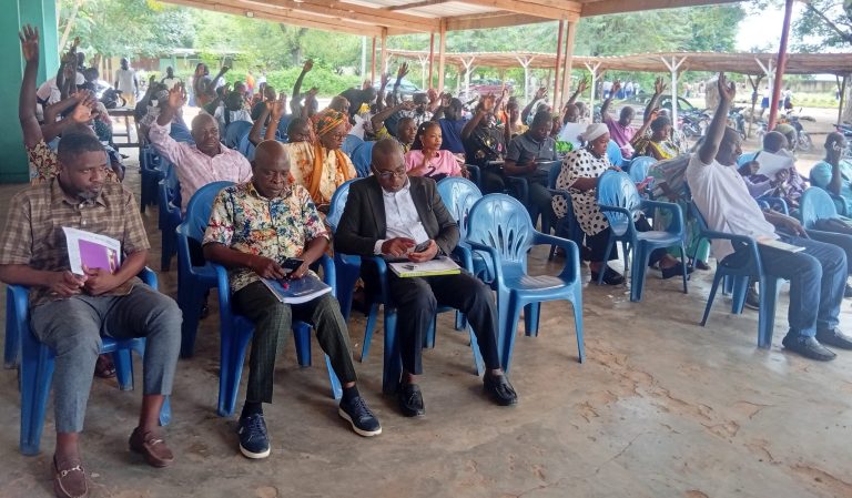 Côte d’Ivoire – AIP/ Plus de 16 millions FCFA adoptés pour le PACC 2026-2027 du lycée moderne de M’Bahiakro