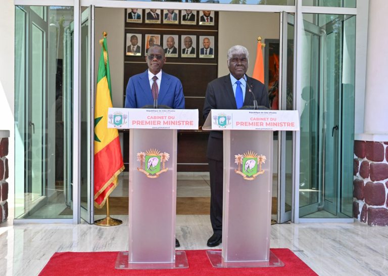 Côte d’Ivoire-AIP/ En visite à Abidjan, le Premier ministre sénégalais appelle à traduire les engagements bilatéraux en actions concrètes